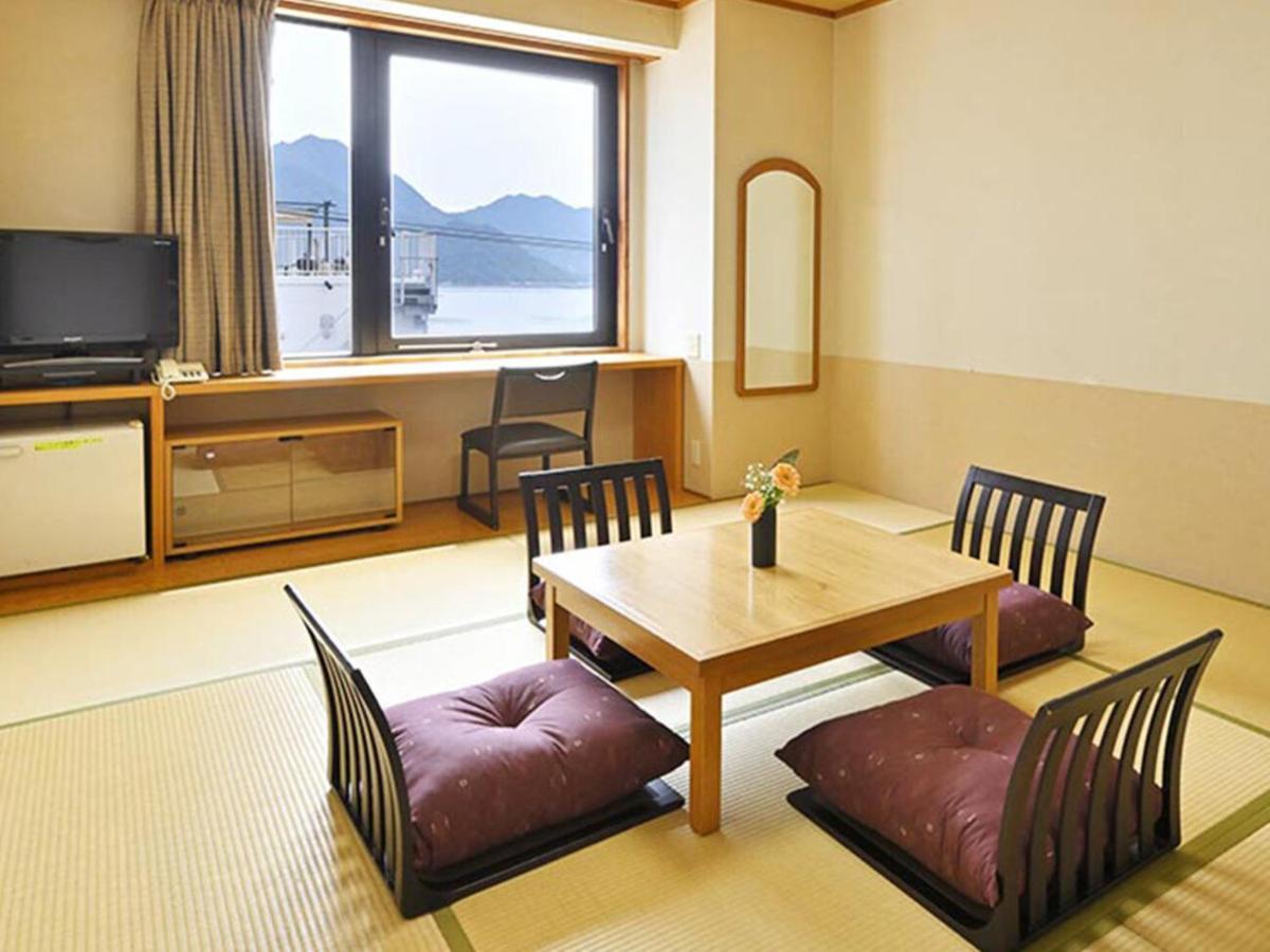 Hotel Miyajima Coral Hatsukaichi